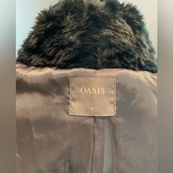 Oasis Faux Fur Jacket - Picture 4 of 6